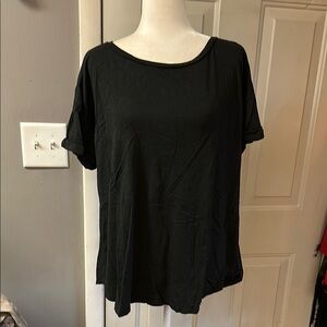 Maurices Black Relaxed Boxy Short Sleeve Tee